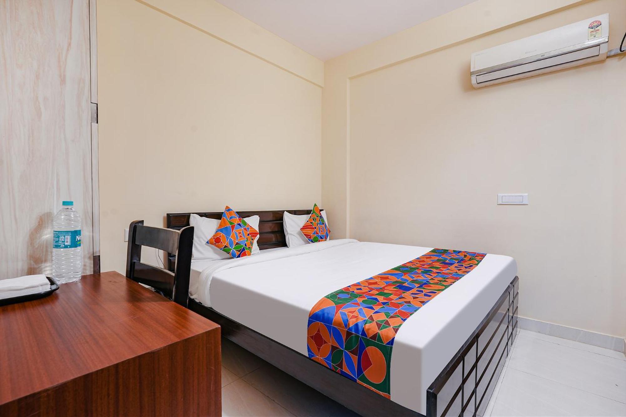 Fabhotel Crystal Suites Bangalore Exterior foto