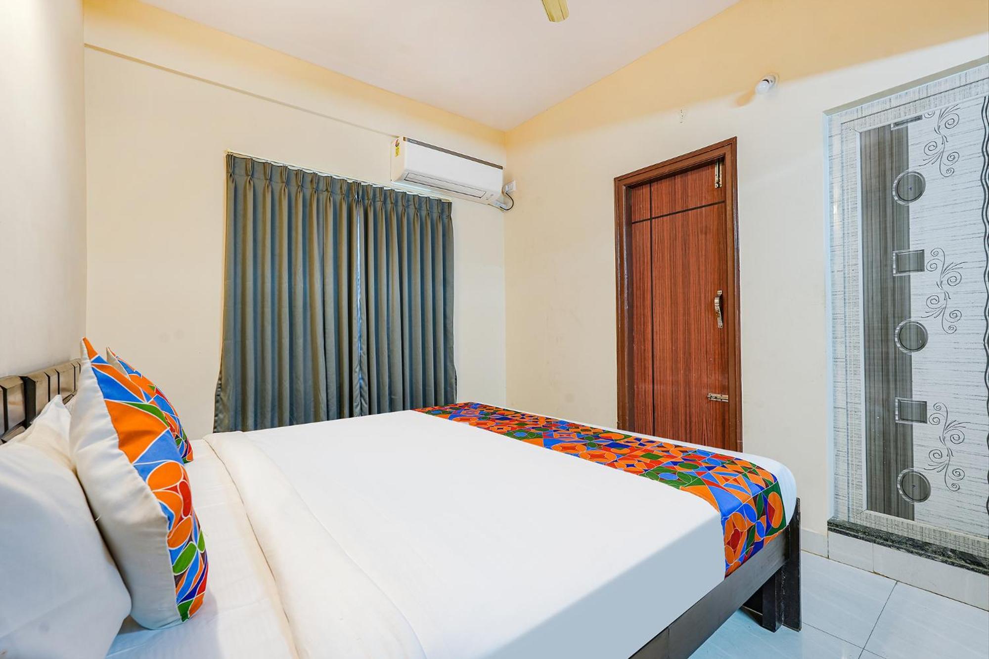 Fabhotel Crystal Suites Bangalore Exterior foto