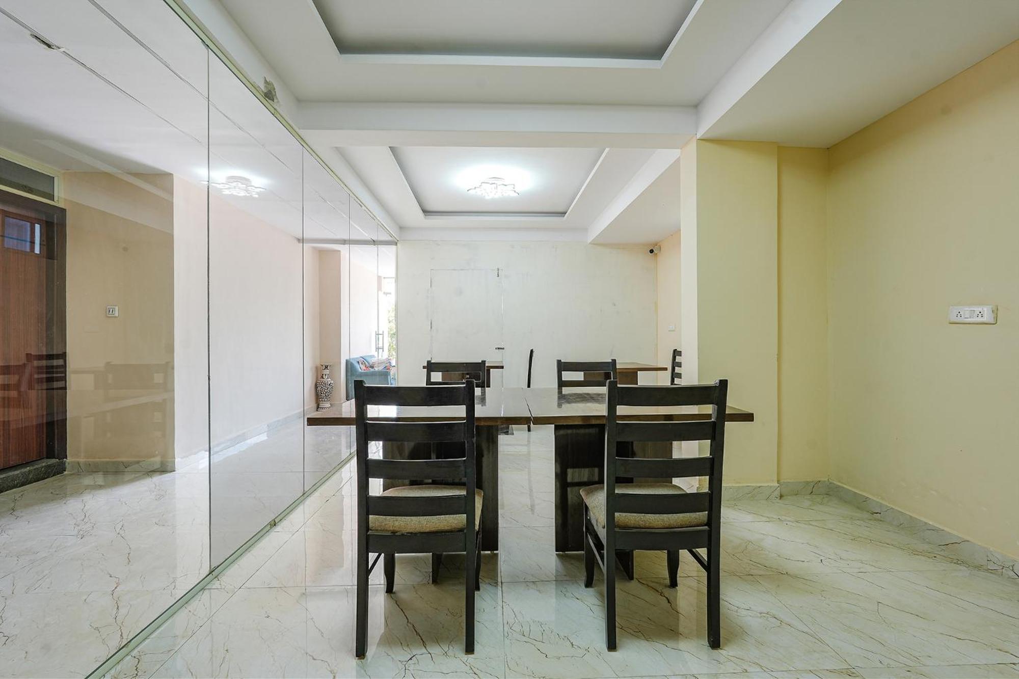 Fabhotel Crystal Suites Bangalore Exterior foto